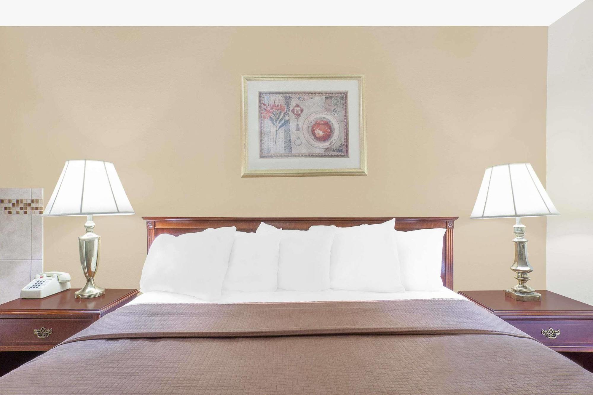 Отель Howard Johnson By Wyndham Atlantic City Эгг-Харбор-Тауншип Экстерьер фото